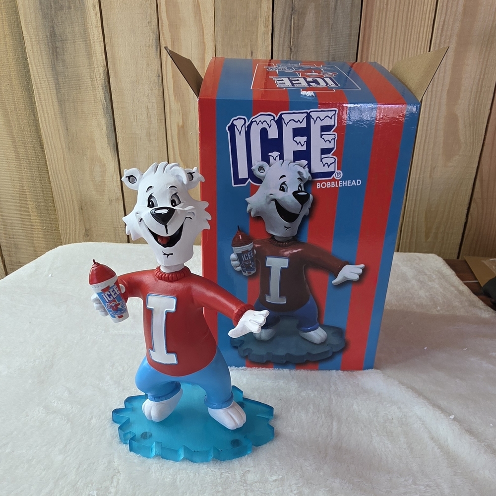 ICEE Bobblehead Action Figure - Red and Blue #158